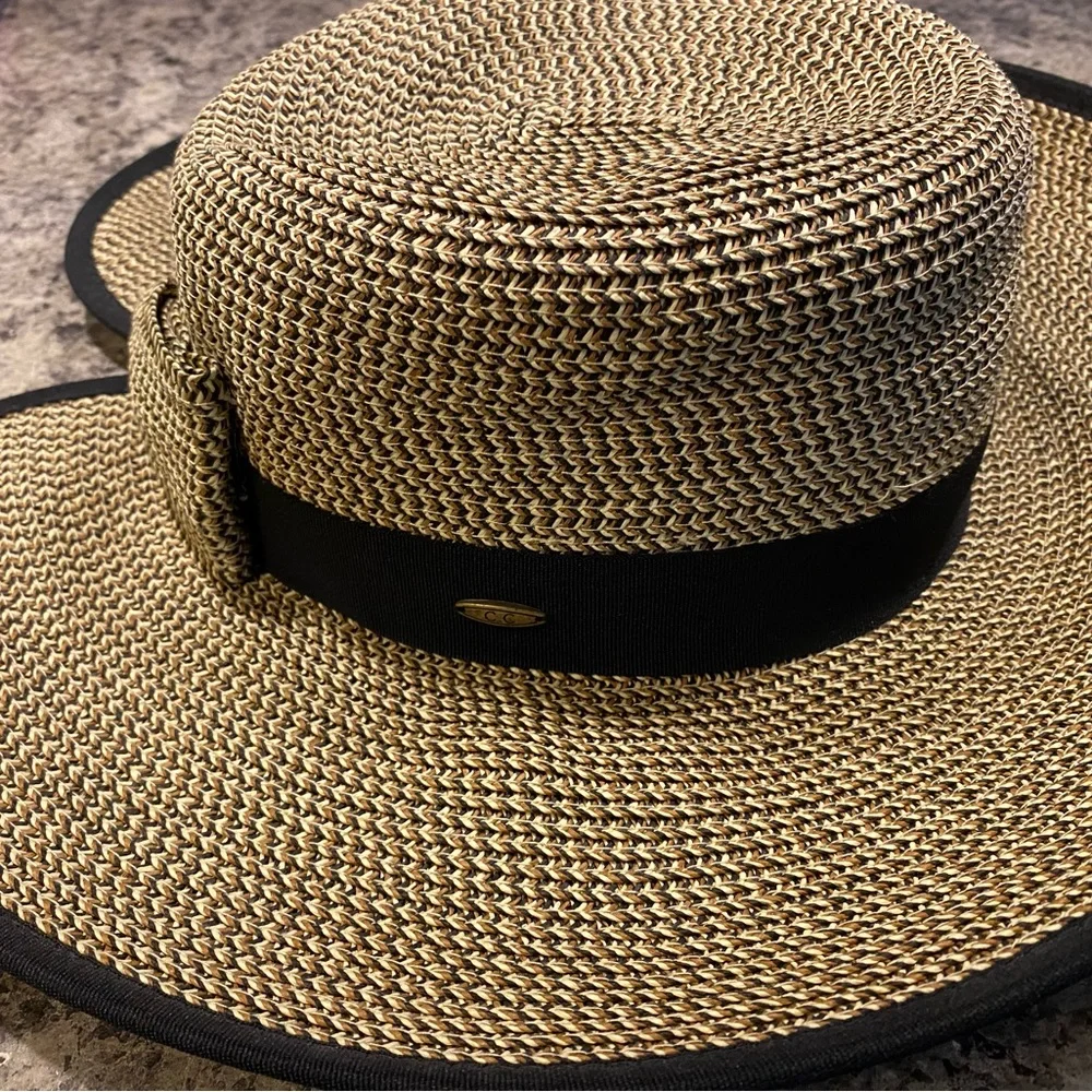 C.C Exclusives womens, cute, stylish hat - Picture 3 of 5